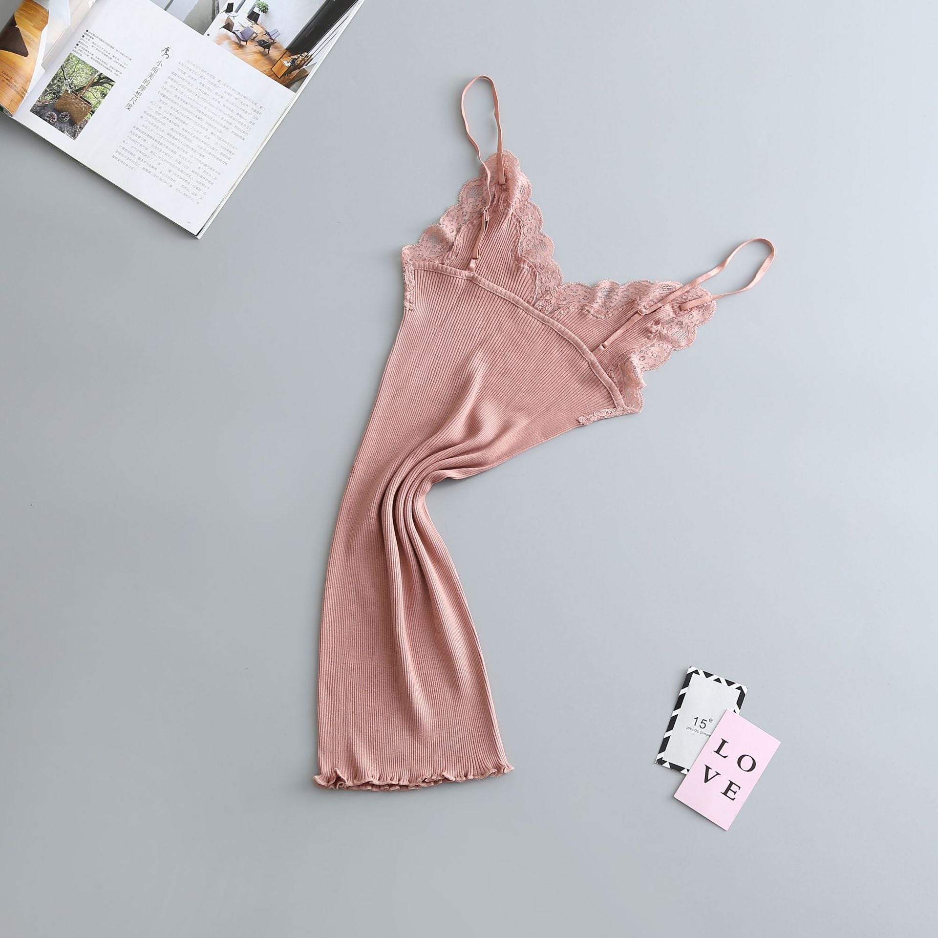 Camisola de Seda Elástica con Encaje