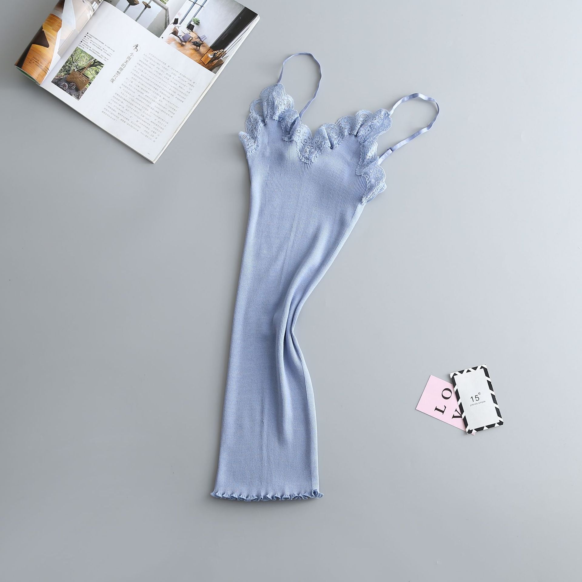 Camisola de Seda Elástica con Encaje