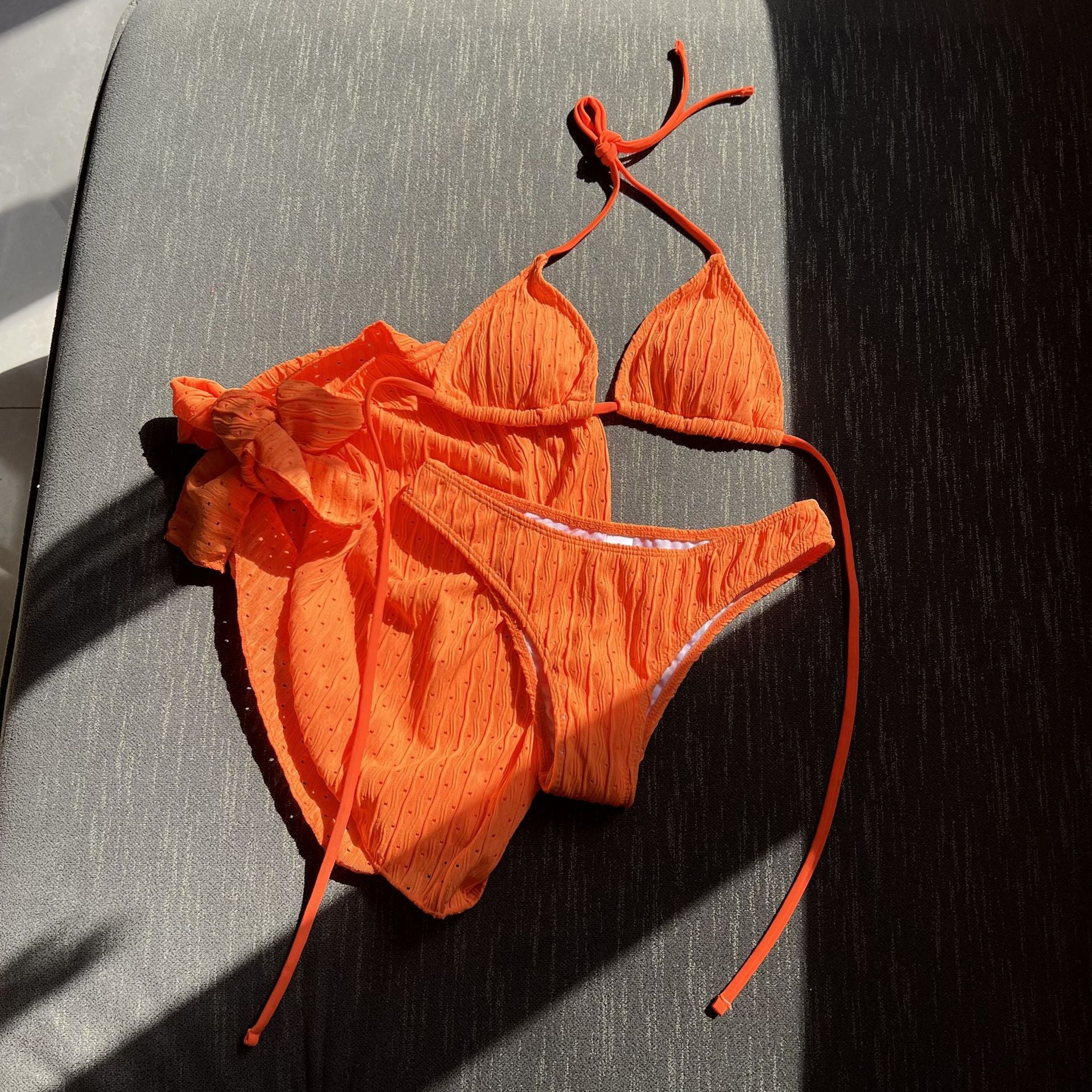 Bikini de Tres Piezas Espalda Descubierta con Cordón