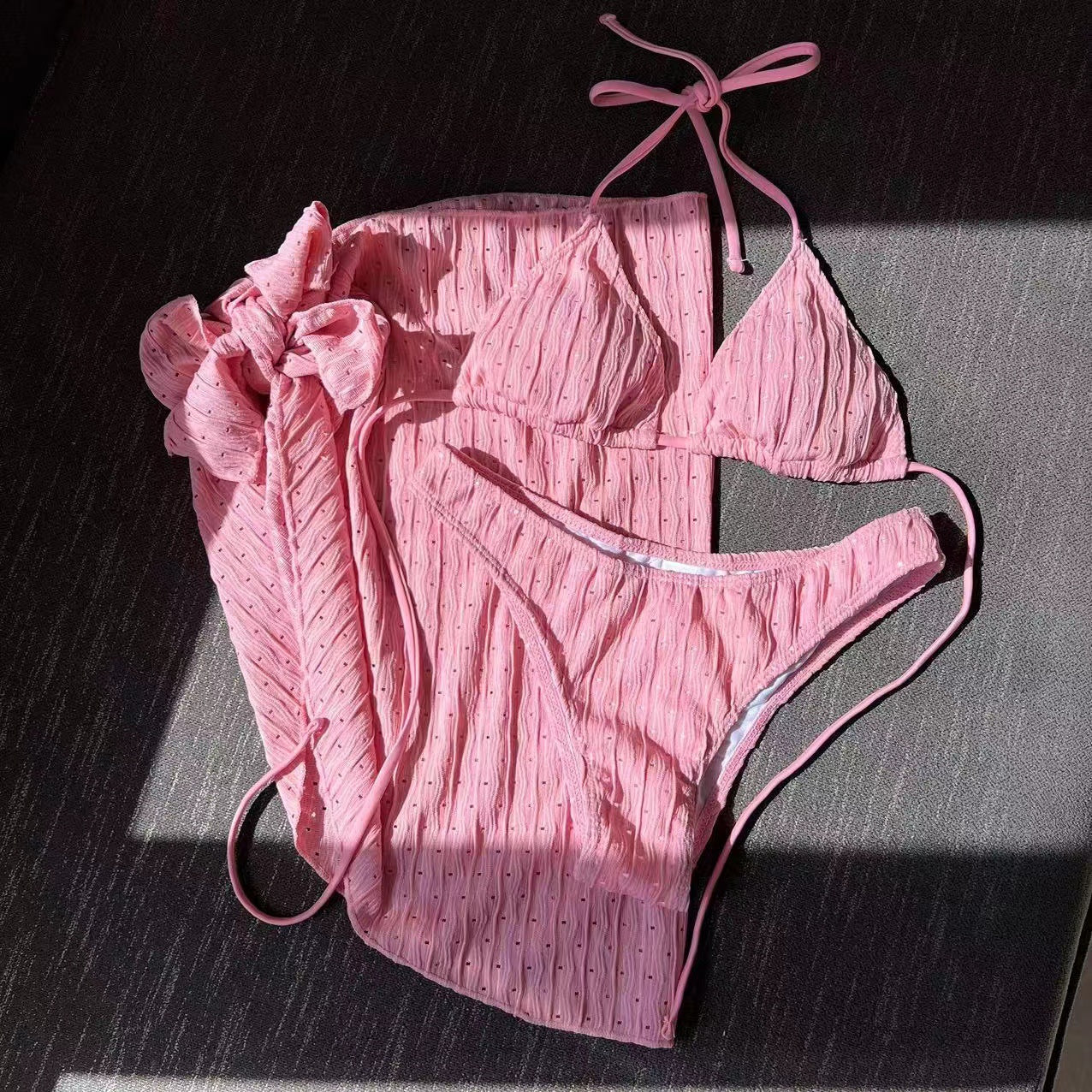 Bikini de Tres Piezas Espalda Descubierta con Cordón