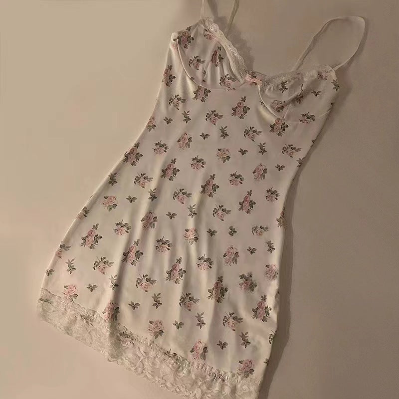 Pijama Floral de Encaje
