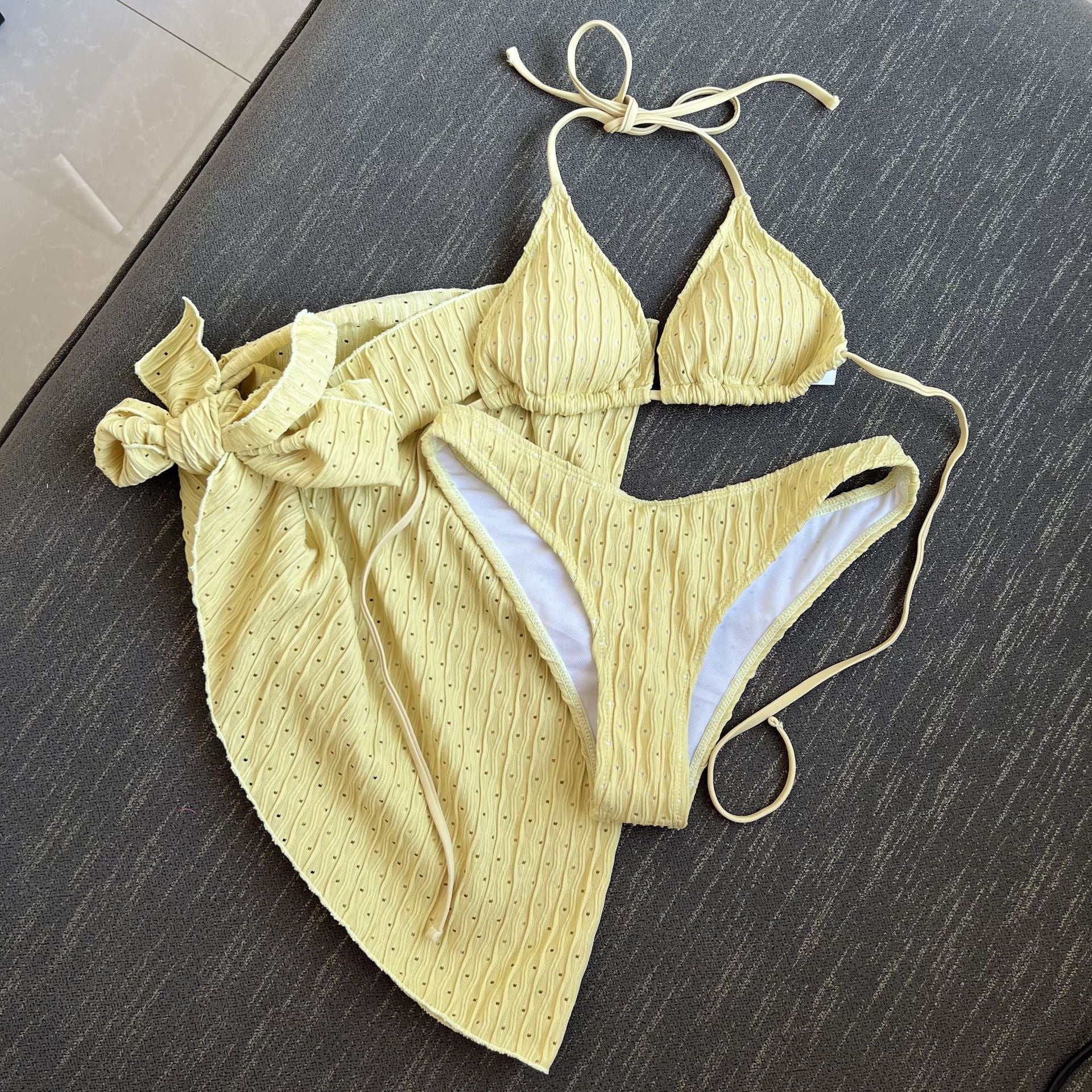 Bikini de Tres Piezas Espalda Descubierta con Cordón