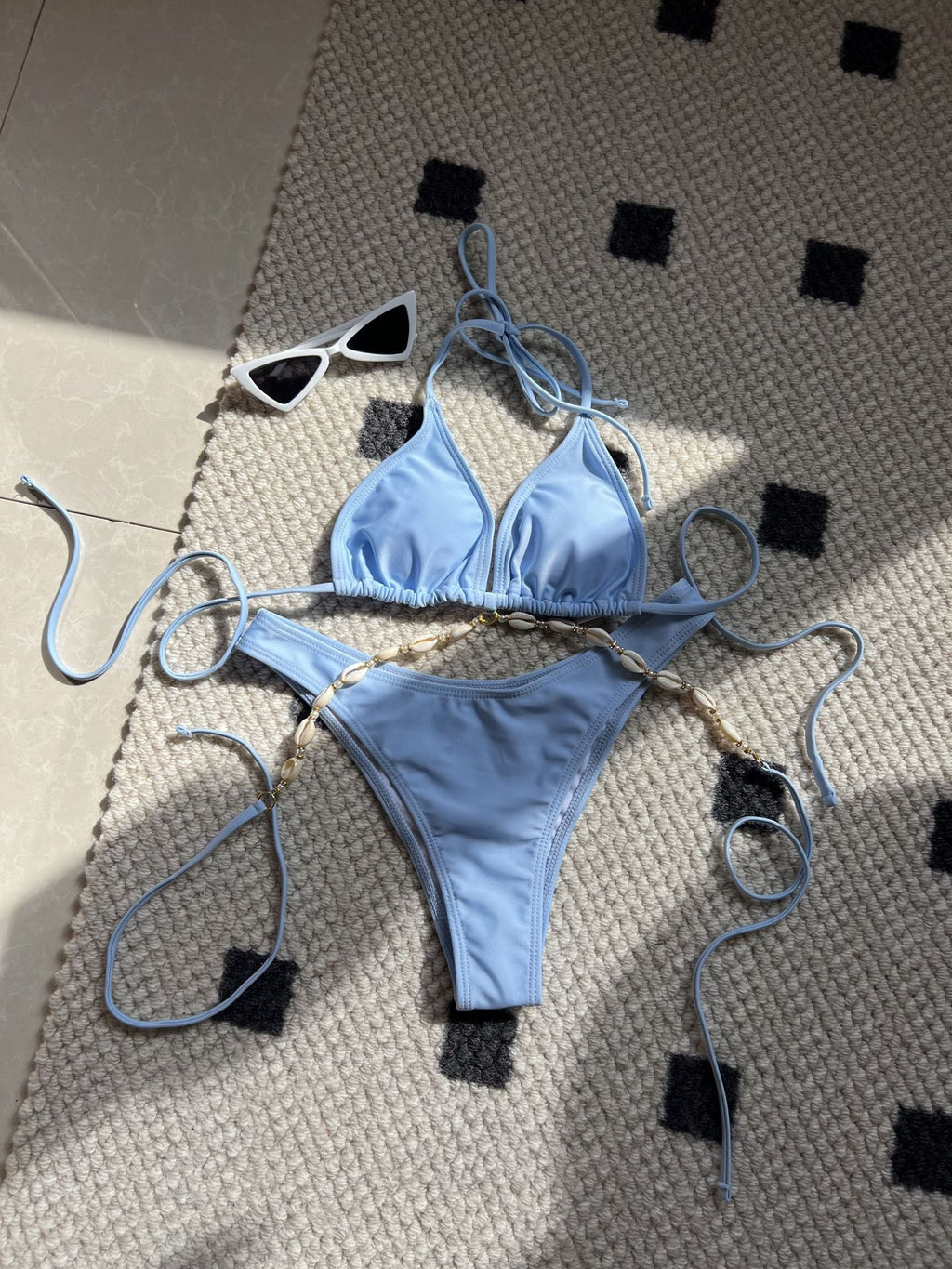 Bikini con Cadena de Conchas