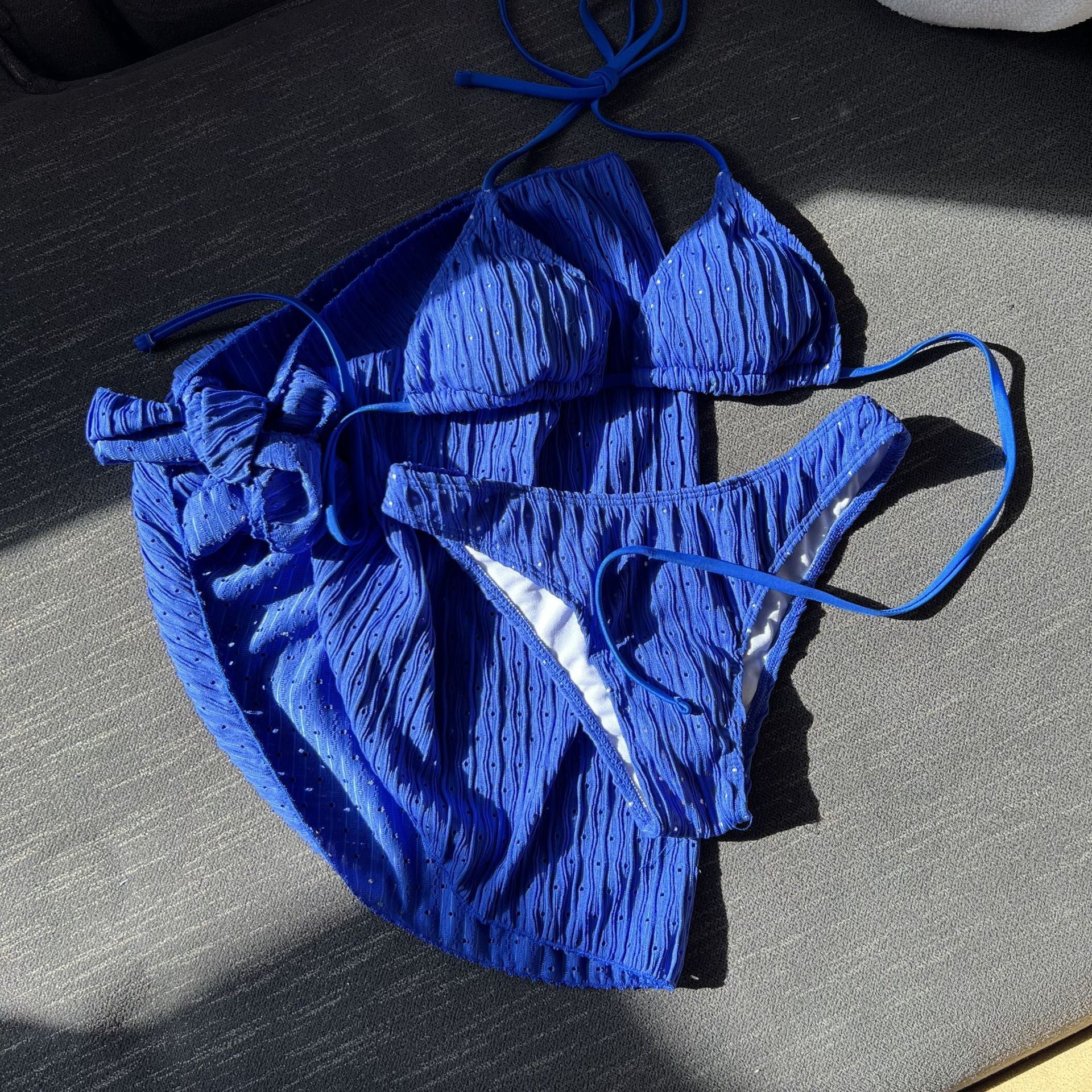 Bikini de Tres Piezas Espalda Descubierta con Cordón