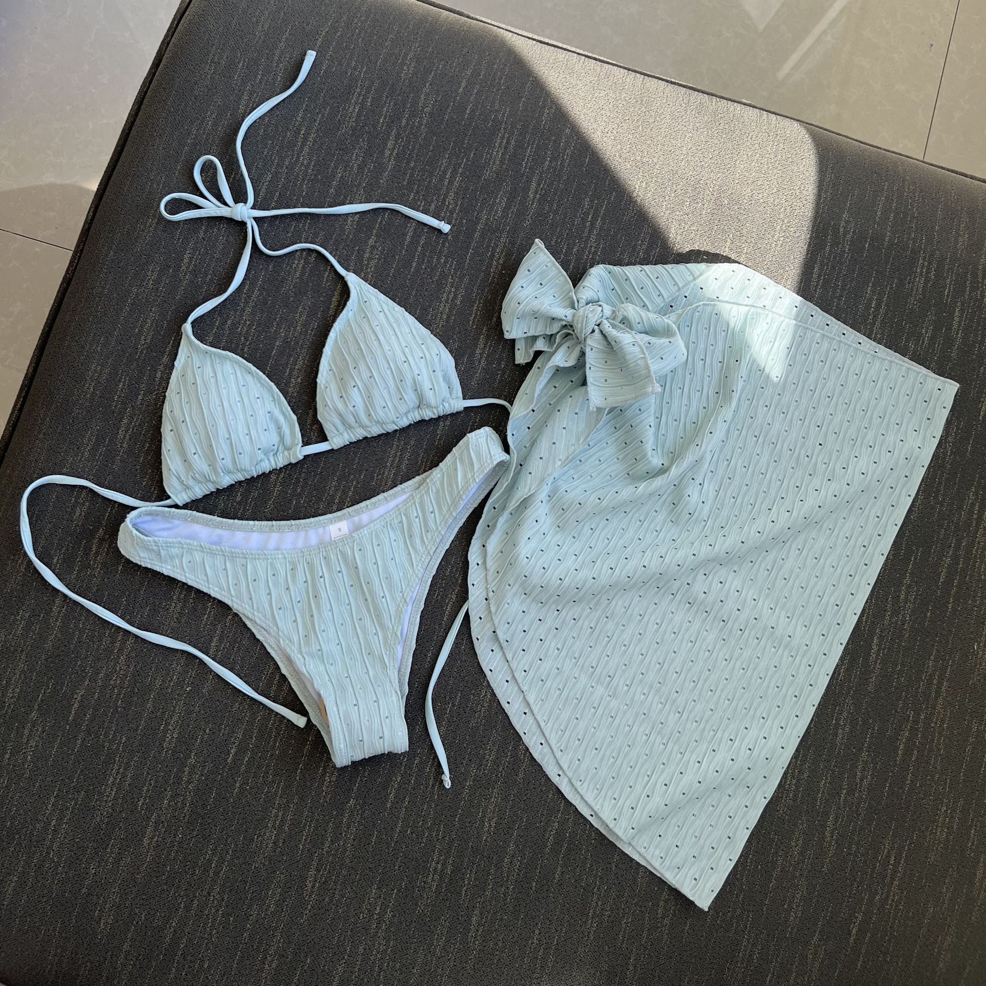 Bikini de Tres Piezas Espalda Descubierta con Cordón